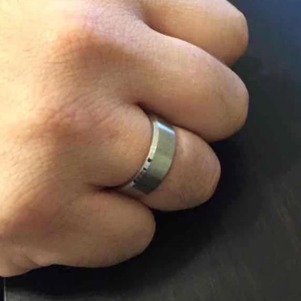 Classic Stainless Steel men's Band ring... Silver